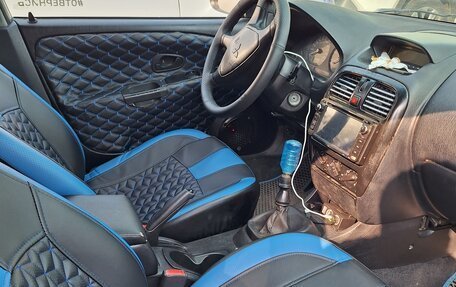 Mitsubishi Carisma I, 2003 год, 399 000 рублей, 6 фотография