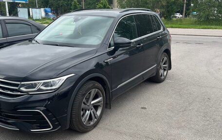 Volkswagen Tiguan II, 2023 год, 6 200 000 рублей, 2 фотография
