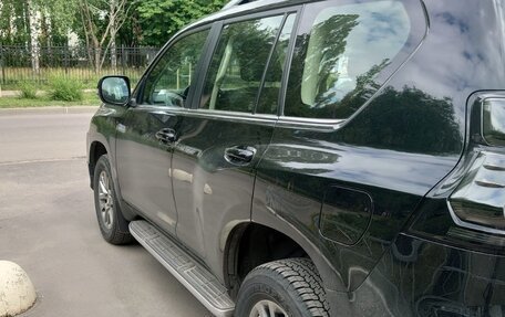 Toyota Land Cruiser Prado 150 рестайлинг 2, 2020 год, 5 550 000 рублей, 4 фотография