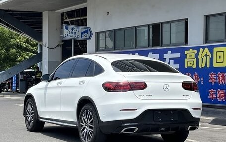 Mercedes-Benz GLC Coupe, 2021 год, 3 900 000 рублей, 4 фотография
