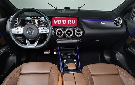 Mercedes-Benz GLA, 2022 год, 4 150 000 рублей, 4 фотография