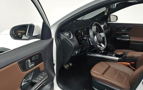 Mercedes-Benz GLA, 2022 год, 4 150 000 рублей, 9 фотография