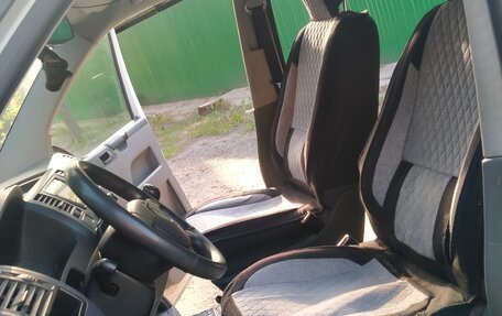 Volkswagen Transporter T5 рестайлинг, 2008 год, 1 150 000 рублей, 24 фотография