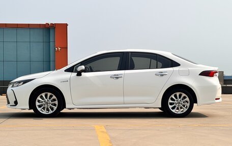Toyota Corolla, 2022 год, 1 900 000 рублей, 12 фотография