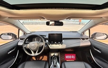 Toyota Corolla, 2022 год, 1 900 000 рублей, 24 фотография