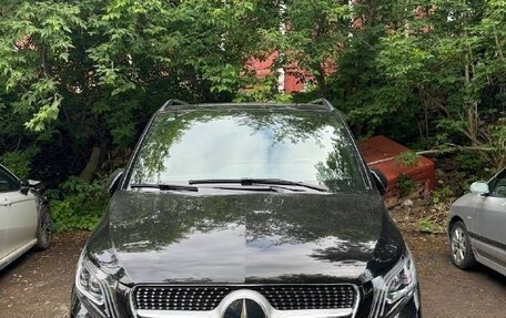 Mercedes-Benz Vito, 2024 год, 9 500 000 рублей, 3 фотография
