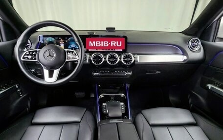 Mercedes-Benz GLB, 2021 год, 3 290 000 рублей, 5 фотография