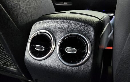 Mercedes-Benz GLB, 2021 год, 3 290 000 рублей, 17 фотография