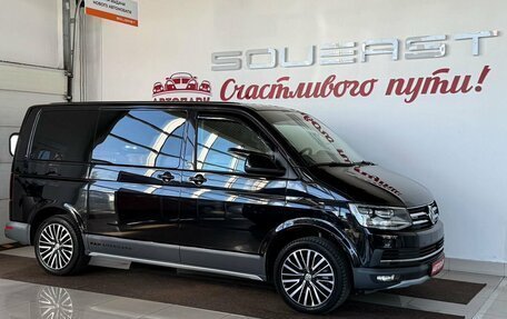 Volkswagen Multivan T6 рестайлинг, 2019 год, 5 349 000 рублей, 1 фотография