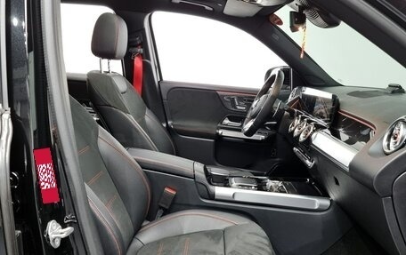 Mercedes-Benz GLB AMG, 2022 год, 4 600 000 рублей, 8 фотография