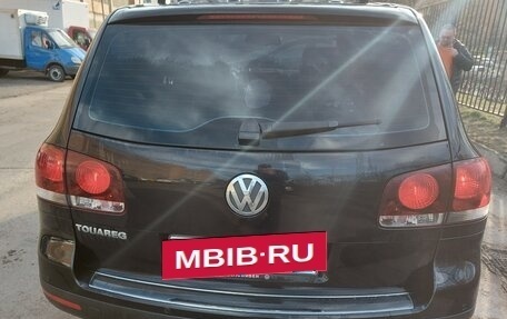 Volkswagen Touareg III, 2003 год, 650 000 рублей, 2 фотография