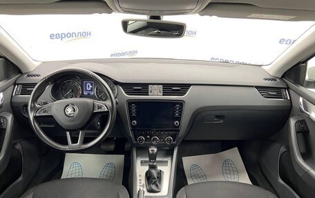 Skoda Octavia IV, 2019 год, 1 800 000 рублей, 5 фотография