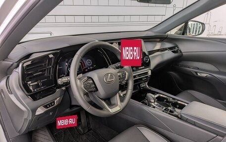 Lexus RX IV рестайлинг, 2025 год, 7 500 000 рублей, 15 фотография