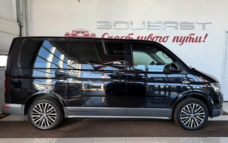 Volkswagen Multivan T6 рестайлинг, 2019 год, 5 349 000 рублей, 3 фотография