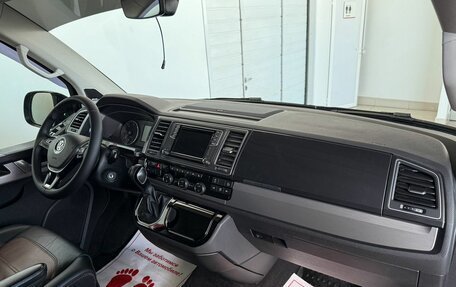 Volkswagen Multivan T6 рестайлинг, 2019 год, 5 349 000 рублей, 15 фотография