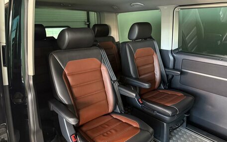 Volkswagen Multivan T6 рестайлинг, 2019 год, 5 349 000 рублей, 14 фотография