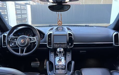 Porsche Cayenne III, 2015 год, 4 800 000 рублей, 8 фотография