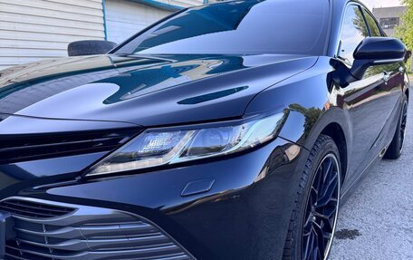 Toyota Camry, 2019 год, 2 700 000 рублей, 2 фотография