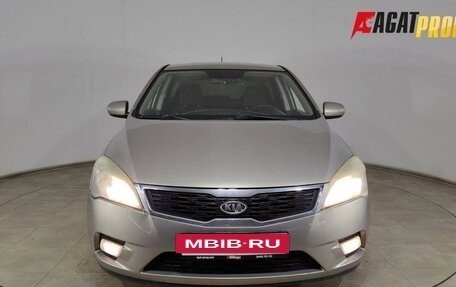KIA cee'd I рестайлинг, 2010 год, 699 000 рублей, 2 фотография