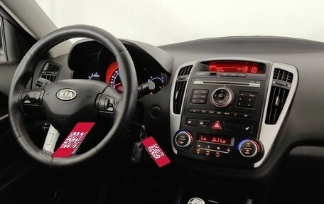 KIA cee'd I рестайлинг, 2010 год, 699 000 рублей, 9 фотография