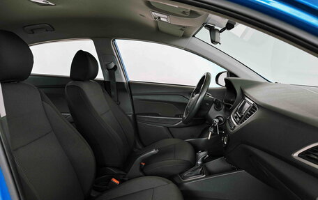 Hyundai Solaris II рестайлинг, 2019 год, 1 300 000 рублей, 34 фотография