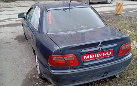 Mitsubishi Carisma I, 2002 год, 150 000 рублей, 8 фотография