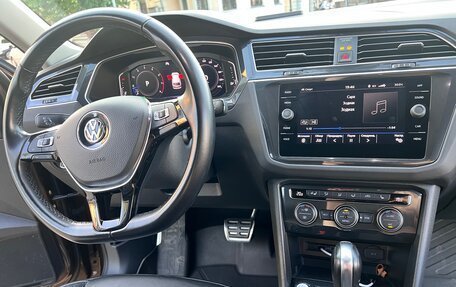 Volkswagen Tiguan II, 2020 год, 3 050 000 рублей, 5 фотография