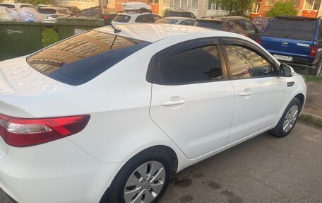 KIA Rio III рестайлинг, 2013 год, 1 100 000 рублей, 5 фотография