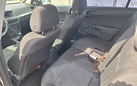 Opel Astra H, 2004 год, 440 000 рублей, 3 фотография