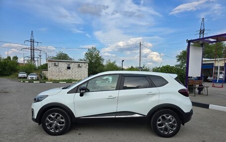 Renault Kaptur I рестайлинг, 2018 год, 1 500 000 рублей, 4 фотография