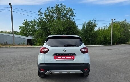 Renault Kaptur I рестайлинг, 2018 год, 1 500 000 рублей, 3 фотография