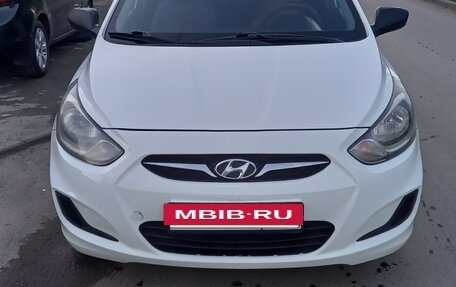 Hyundai Solaris II рестайлинг, 2014 год, 500 000 рублей, 16 фотография