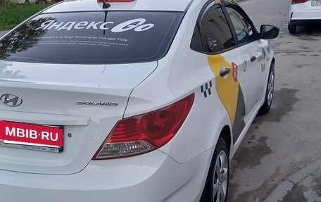 Hyundai Solaris II рестайлинг, 2014 год, 500 000 рублей, 20 фотография