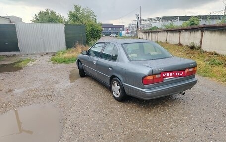 Nissan Primera II рестайлинг, 1992 год, 160 000 рублей, 4 фотография