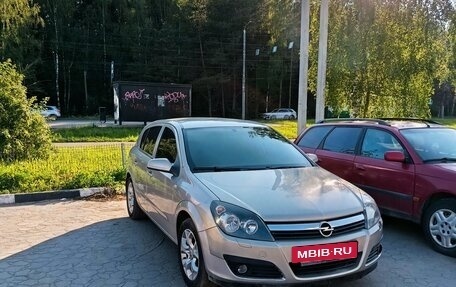 Opel Astra H, 2006 год, 385 000 рублей, 2 фотография