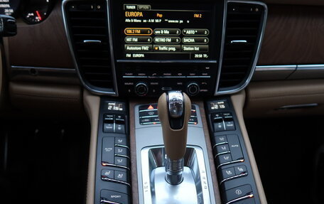 Porsche Panamera II рестайлинг, 2013 год, 3 600 000 рублей, 24 фотография