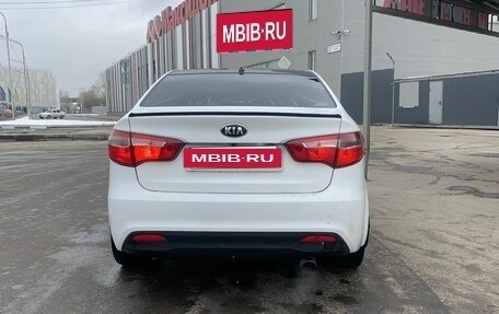 KIA Rio III рестайлинг, 2014 год, 580 000 рублей, 4 фотография