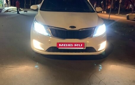 KIA Rio III рестайлинг, 2014 год, 580 000 рублей, 8 фотография