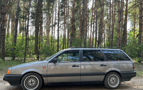 Volkswagen Passat B3, 1993 год, 235 000 рублей, 2 фотография