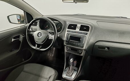 Volkswagen Polo VI (EU Market), 2016 год, 870 000 рублей, 11 фотография