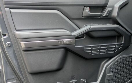 Toyota 4Runner, 2025 год, 10 170 000 рублей, 10 фотография