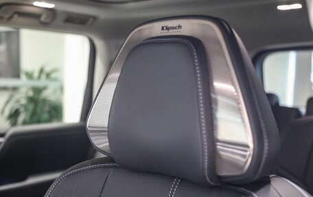 Infiniti QX80, 2025 год, 16 820 000 рублей, 9 фотография