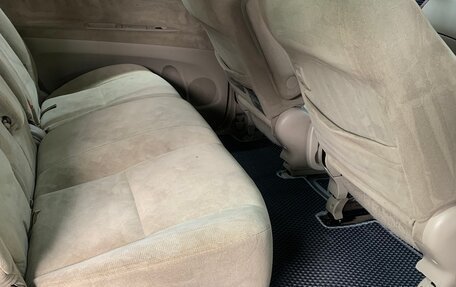 Toyota Ipsum II, 2003 год, 770 000 рублей, 12 фотография