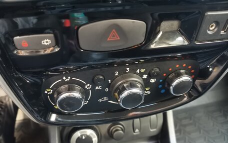 Nissan Terrano III, 2015 год, 1 155 000 рублей, 13 фотография