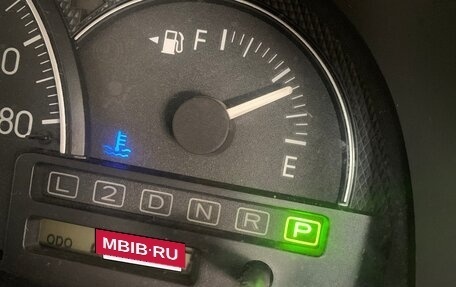 Toyota Ipsum II, 2003 год, 770 000 рублей, 16 фотография