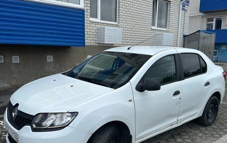 Renault Logan II, 2018 год, 390 000 рублей, 3 фотография