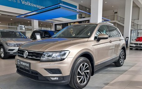 Volkswagen Tiguan II, 2018 год, 2 597 000 рублей, 5 фотография