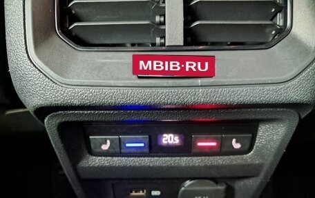 Volkswagen Tiguan II, 2018 год, 2 597 000 рублей, 24 фотография