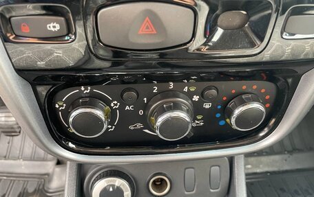 Renault Duster I рестайлинг, 2013 год, 900 000 рублей, 10 фотография