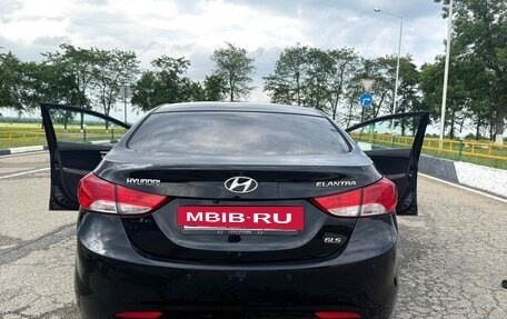 Hyundai Elantra V, 2013 год, 890 000 рублей, 7 фотография